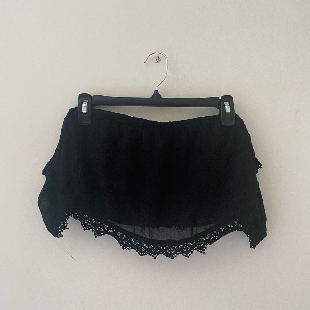 Tobi | Off the Shoulder Crop Top Medium